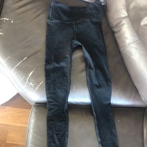 Black lululemon leggings